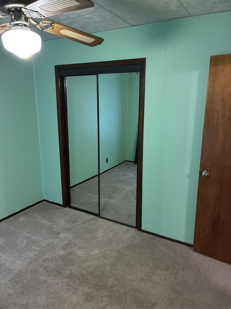 5452 W Warwick Avenue