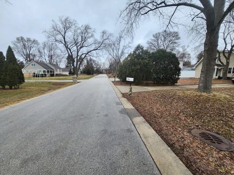 Tiny photo for 3811 N Park Street, Westmont, IL 60559 (MLS # 12568519)