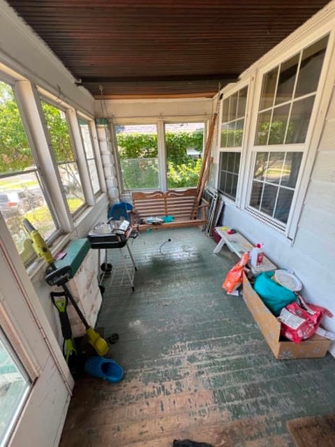 Tiny photo for 504 W Virginia Avenue, Peoria, IL 61604 (MLS # 12713429)