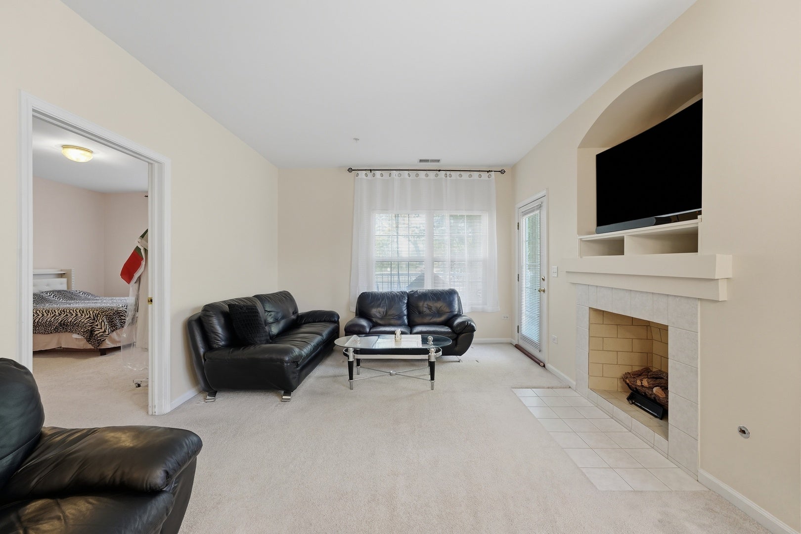 1267 W Lake Street 104