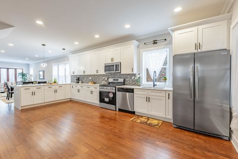 Tiny photo for 2336 Oak Park Avenue, Berwyn, IL 60402 (MLS # 12464943)