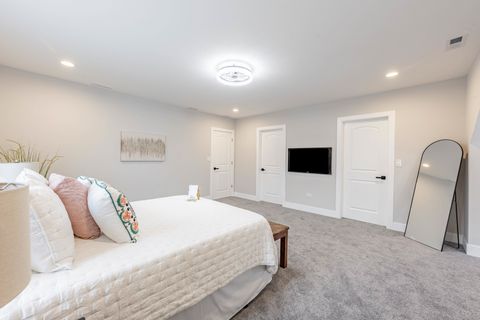 Tiny photo for 2336 Oak Park Avenue, Berwyn, IL 60402 (MLS # 12464943)