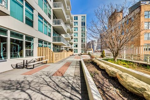 Tiny photo for 909 W Washington Boulevard #811, Chicago, IL 60607 (MLS # 12560121)