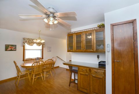 Tiny photo for 318 24th Avenue, Ottawa, IL 61350 (MLS # 12488888)