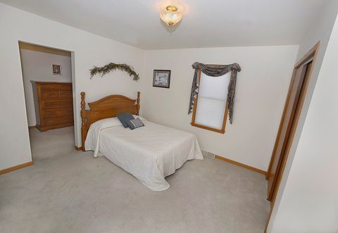Tiny photo for 318 24th Avenue, Ottawa, IL 61350 (MLS # 12488888)