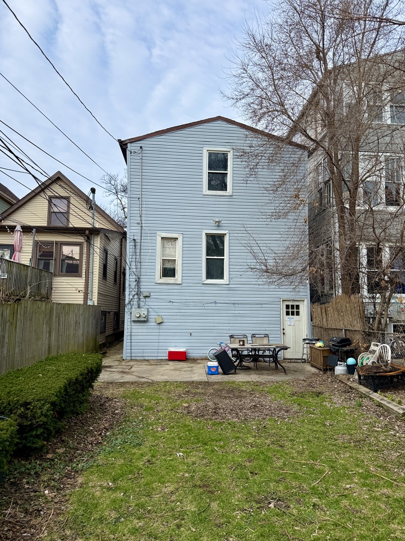 1845 N Sawyer Avenue