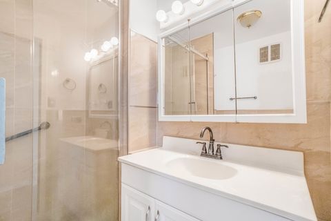 Tiny photo for 6147 N Sheridan Road #27A, Chicago, IL 60660 (MLS # 12609877)