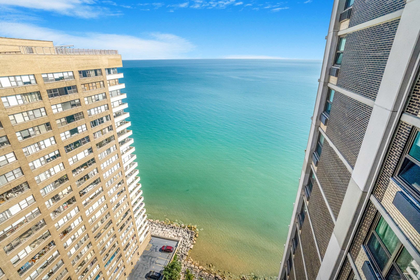 6147 N Sheridan Road 27A