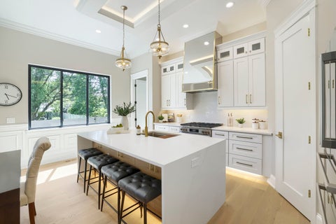 Tiny photo for 909 Evergreen Avenue, Glen Ellyn, IL 60137 (MLS # 12763722)