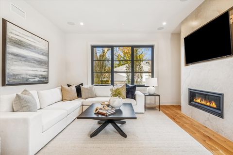 Tiny photo for 377 S Prairie Avenue, Elmhurst, IL 60126 (MLS # 12520911)