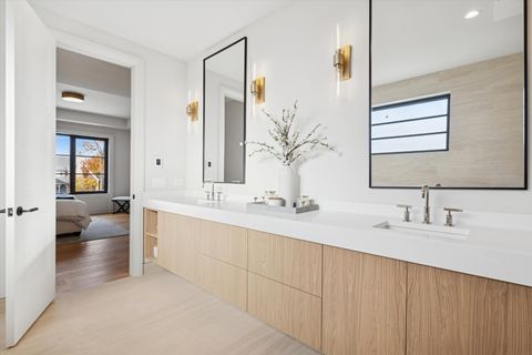 Tiny photo for 377 S Prairie Avenue, Elmhurst, IL 60126 (MLS # 12520911)