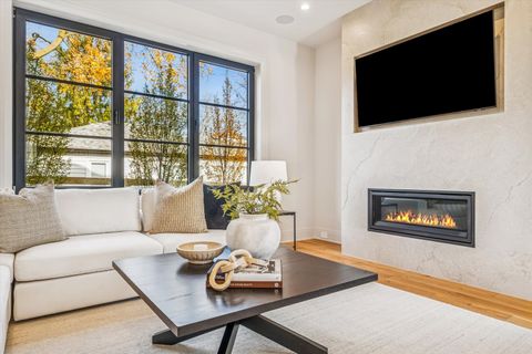 Tiny photo for 377 S Prairie Avenue, Elmhurst, IL 60126 (MLS # 12520911)