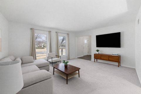 Tiny photo for 3253 Stewert Drive, Darien, IL 60561 (MLS # 12585617)