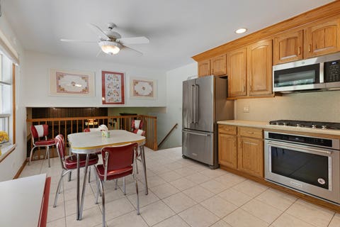 Tiny photo for 387 Woodlane Court, Wood Dale, IL 60191 (MLS # 12720405)