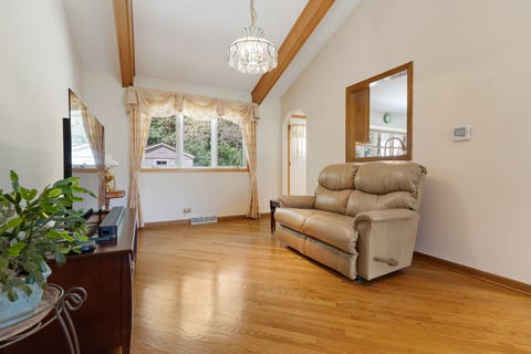 Tiny photo for 387 Woodlane Court, Wood Dale, IL 60191 (MLS # 12720405)