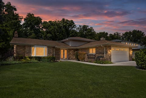 Tiny photo for 387 Woodlane Court, Wood Dale, IL 60191 (MLS # 12720405)