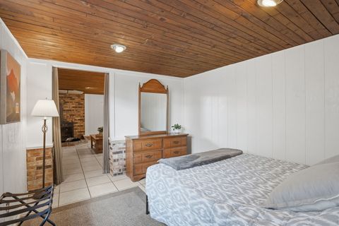 Tiny photo for 1006 Hillside Drive, Bettendorf, IA 52722 (MLS # 12593124)