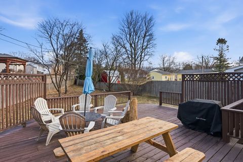 Tiny photo for 1006 Hillside Drive, Bettendorf, IA 52722 (MLS # 12593124)