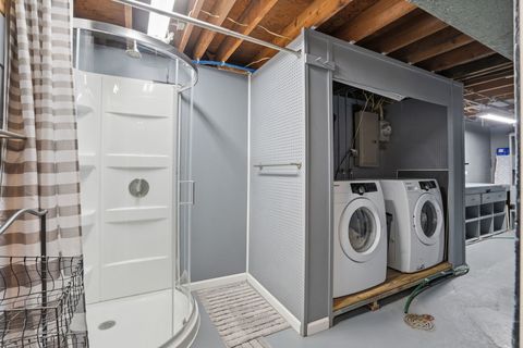 Tiny photo for 1006 Hillside Drive, Bettendorf, IA 52722 (MLS # 12593124)