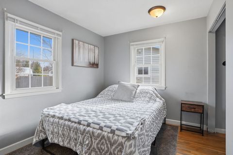 Tiny photo for 1006 Hillside Drive, Bettendorf, IA 52722 (MLS # 12593124)