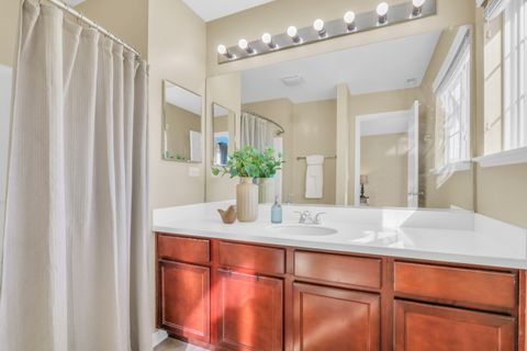 Tiny photo for 551 S Jade Lane #551, Round Lake, IL 60073 (MLS # 12585588)