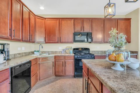 Tiny photo for 551 S Jade Lane #551, Round Lake, IL 60073 (MLS # 12585588)