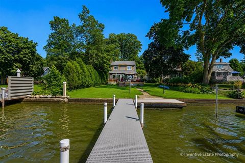 Tiny photo for 1925 N Woodlawn Park Avenue, McHenry, IL 60051 (MLS # 12699961)