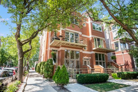 Photo of 844 N Marshfield Avenue #1F, Chicago, IL 60622 (MLS # 12615811)