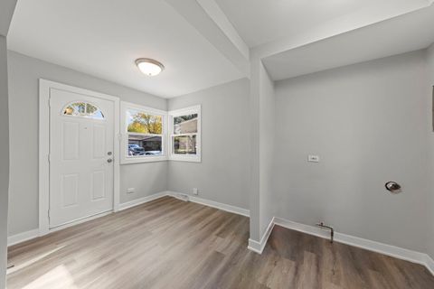 Tiny photo for 5701 W 89th Place, Oak Lawn, IL 60453 (MLS # 12502926)