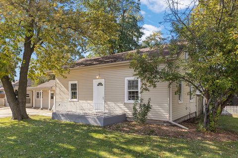 Tiny photo for 5701 W 89th Place, Oak Lawn, IL 60453 (MLS # 12502926)