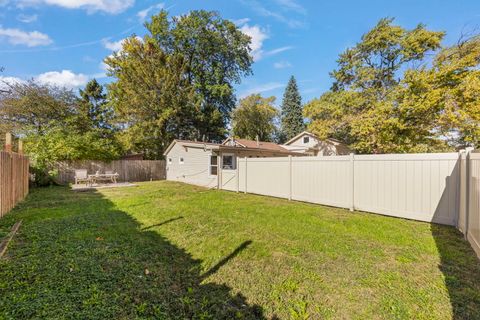 Tiny photo for 5701 W 89th Place, Oak Lawn, IL 60453 (MLS # 12502926)