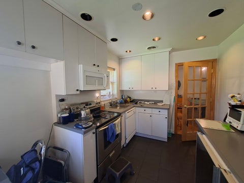 Tiny photo for 6631 N Saint Louis Avenue, Lincolnwood, IL 60712 (MLS # 12783408)
