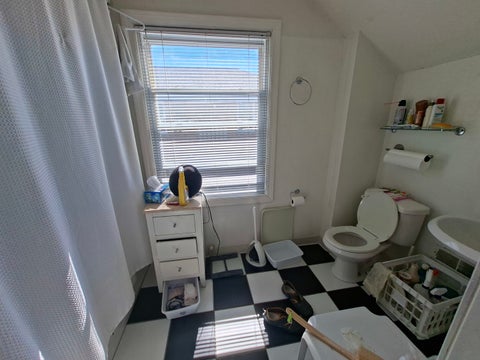 Tiny photo for 6631 N Saint Louis Avenue, Lincolnwood, IL 60712 (MLS # 12783408)