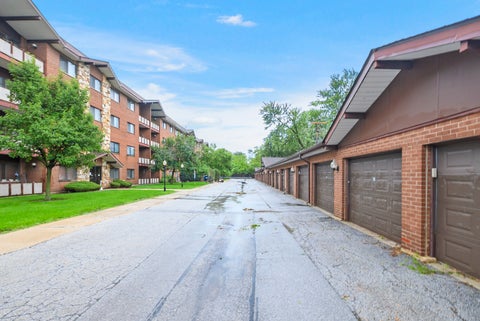 Tiny photo for 2311 183rd Street #104, Homewood, IL 60430 (MLS # 12649976)