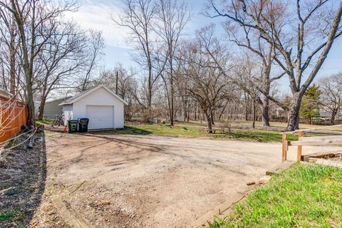 Tiny photo for Mundelein, IL 60060 (MLS # 12545471)