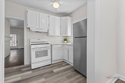 Tiny photo for Mundelein, IL 60060 (MLS # 12545471)