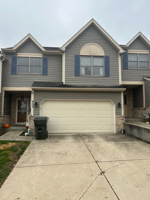 Photo of 603 RIVER BLUFF Drive #603, Carpentersville, IL 60110 (MLS # 12471919)