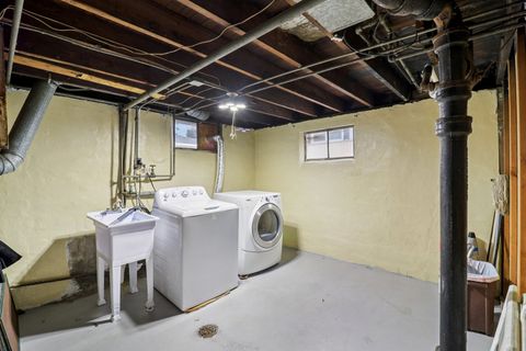 Tiny photo for 796 Parkway Avenue, Elgin, IL 60120 (MLS # 12609655)