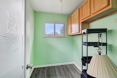 Tiny photo for 796 Parkway Avenue, Elgin, IL 60120 (MLS # 12609655)