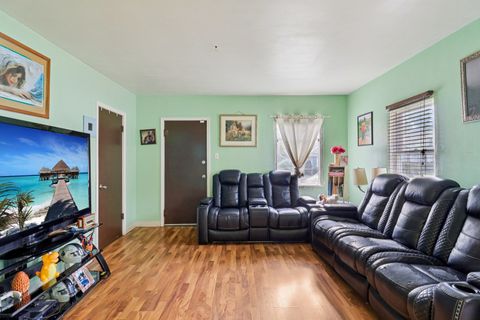 Tiny photo for 796 Parkway Avenue, Elgin, IL 60120 (MLS # 12609655)