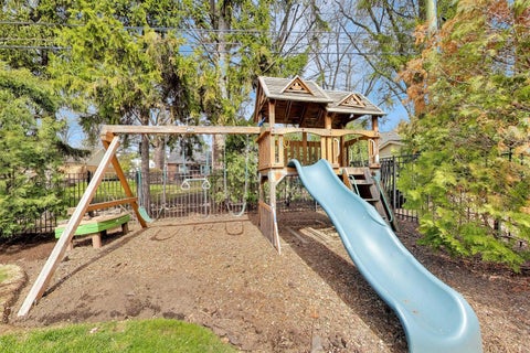 Tiny photo for 1212 W Clarendon Road, Arlington Heights, IL 60004 (MLS # 12640737)
