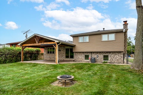 Tiny photo for 14650 KOSTNER Avenue, Midlothian, IL 60445 (MLS # 12752396)