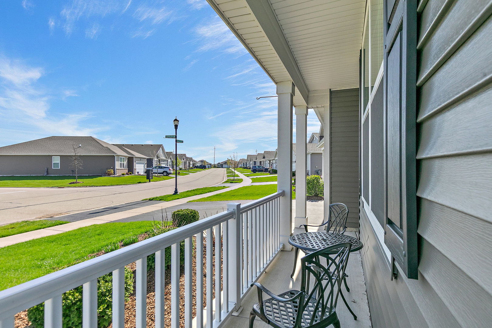 979 Crestview Lane