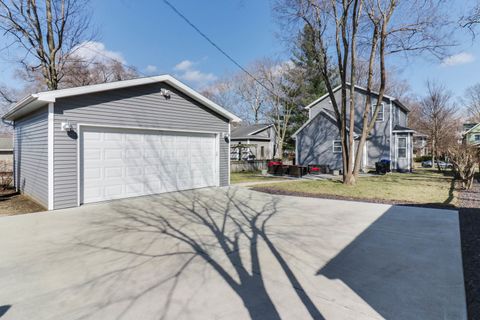 Tiny photo for Bloomington, IL 61701 (MLS # 12589952)