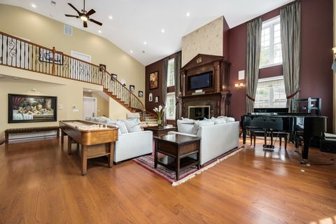 Tiny photo for 2851 W Rascher Avenue, Chicago, IL 60625 (MLS # 12449063)