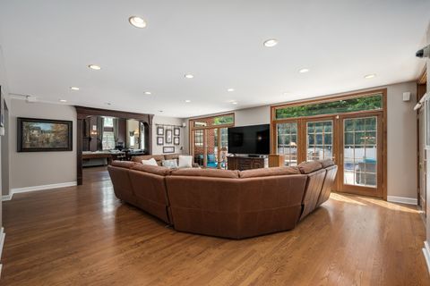 Tiny photo for 2851 W Rascher Avenue, Chicago, IL 60625 (MLS # 12449063)