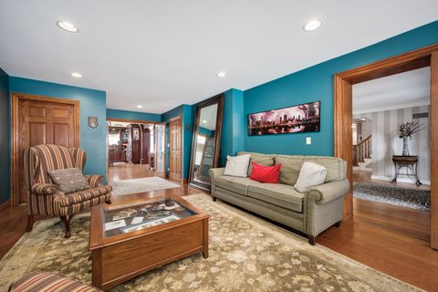 Tiny photo for 2851 W Rascher Avenue, Chicago, IL 60625 (MLS # 12449063)