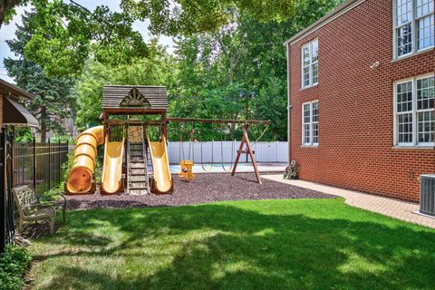 Tiny photo for 2851 W Rascher Avenue, Chicago, IL 60625 (MLS # 12449063)