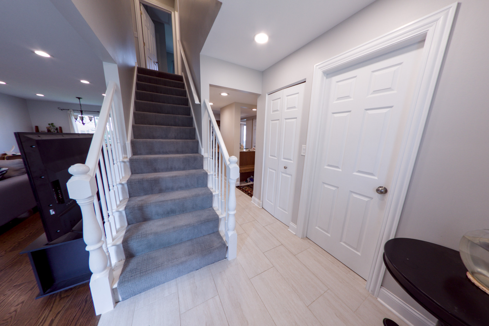 1284 Regent Drive