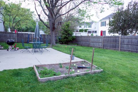 Tiny photo for 1284 Regent Drive, Mundelein, IL 60060 (MLS # 12655135)